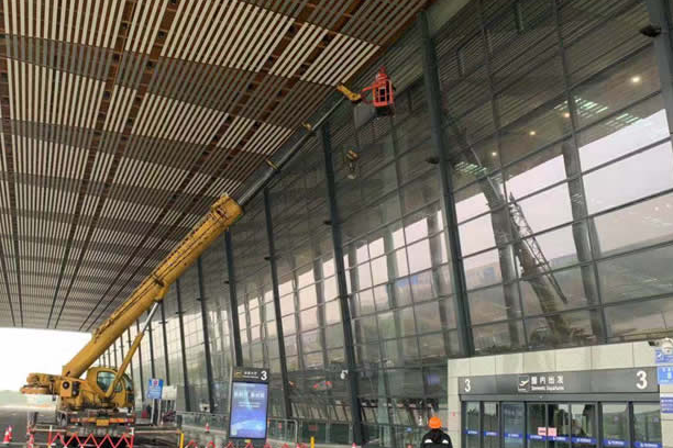 顺昌玻璃幕墙维护和保养